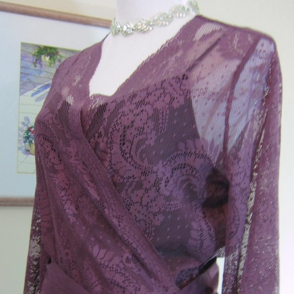 Raspberry Lace Wrap Blouse, Satin Belt Sz L - Picture 8 of 11
